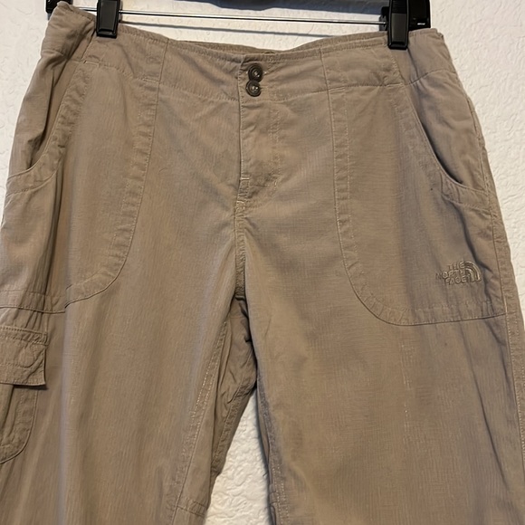The North Face Ripstop Cargo Short - Picture 2 of 12